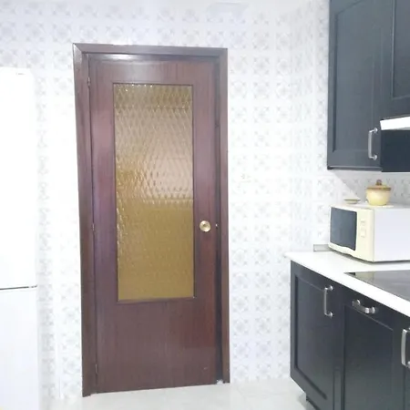 Apartamento De 3 En Con Magnificas Vistas A Las Mont... *